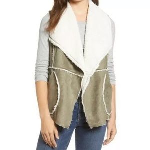 NWT Caslon Reversible Faux Shearling Vest GREEN/IVORY - SIZE M